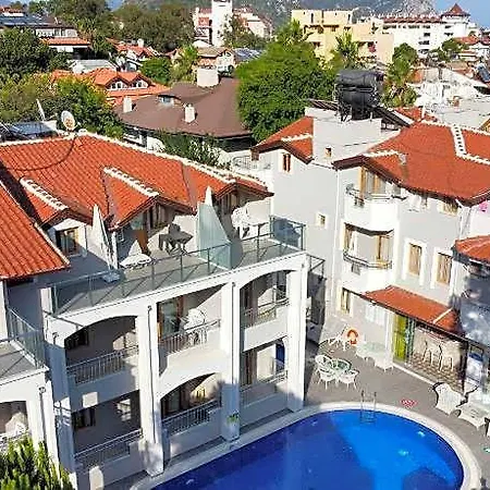 Hotel Arya 3*