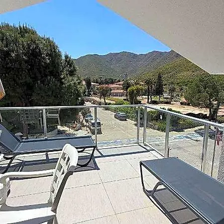 Arya Hotel İçmeler