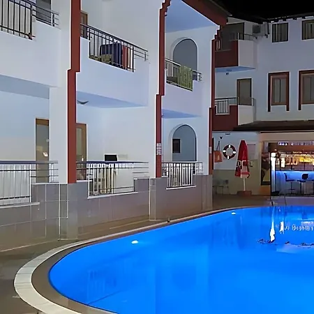 Arya Apartahotel
