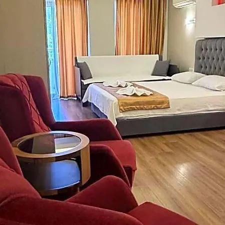 Arya Apartahotel 3*